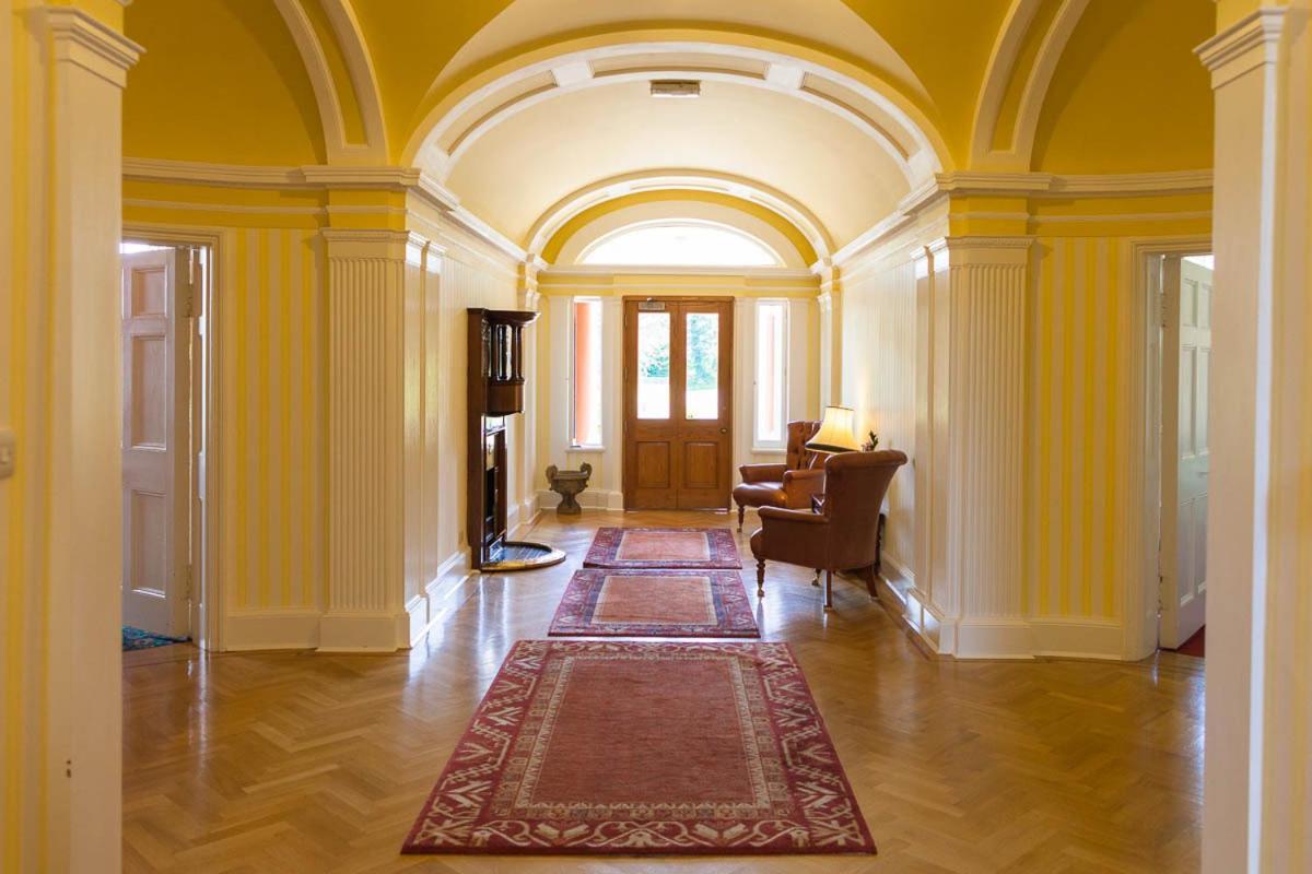 Woodland House Hotel ダンフリーズ エクステリア 写真