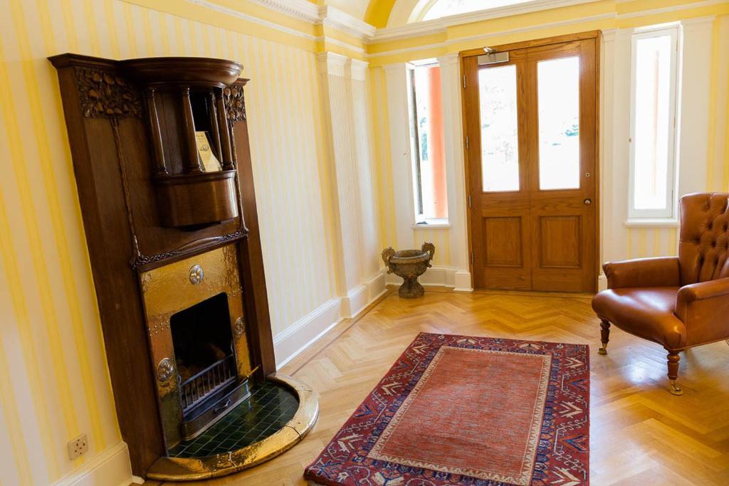 Woodland House Hotel ダンフリーズ エクステリア 写真