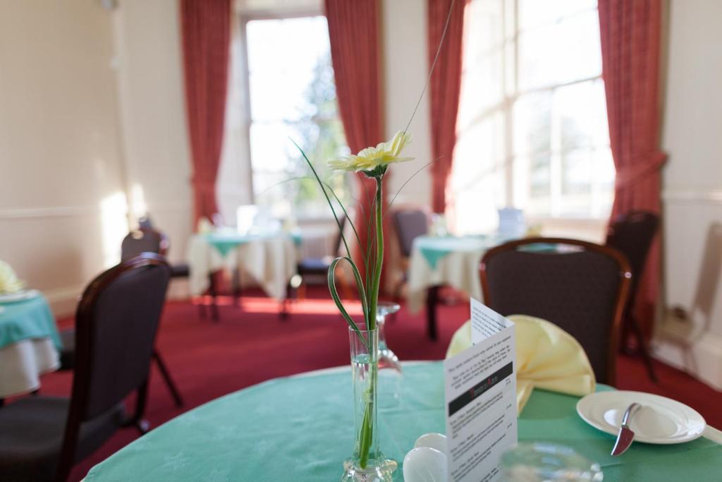 Woodland House Hotel ダンフリーズ エクステリア 写真